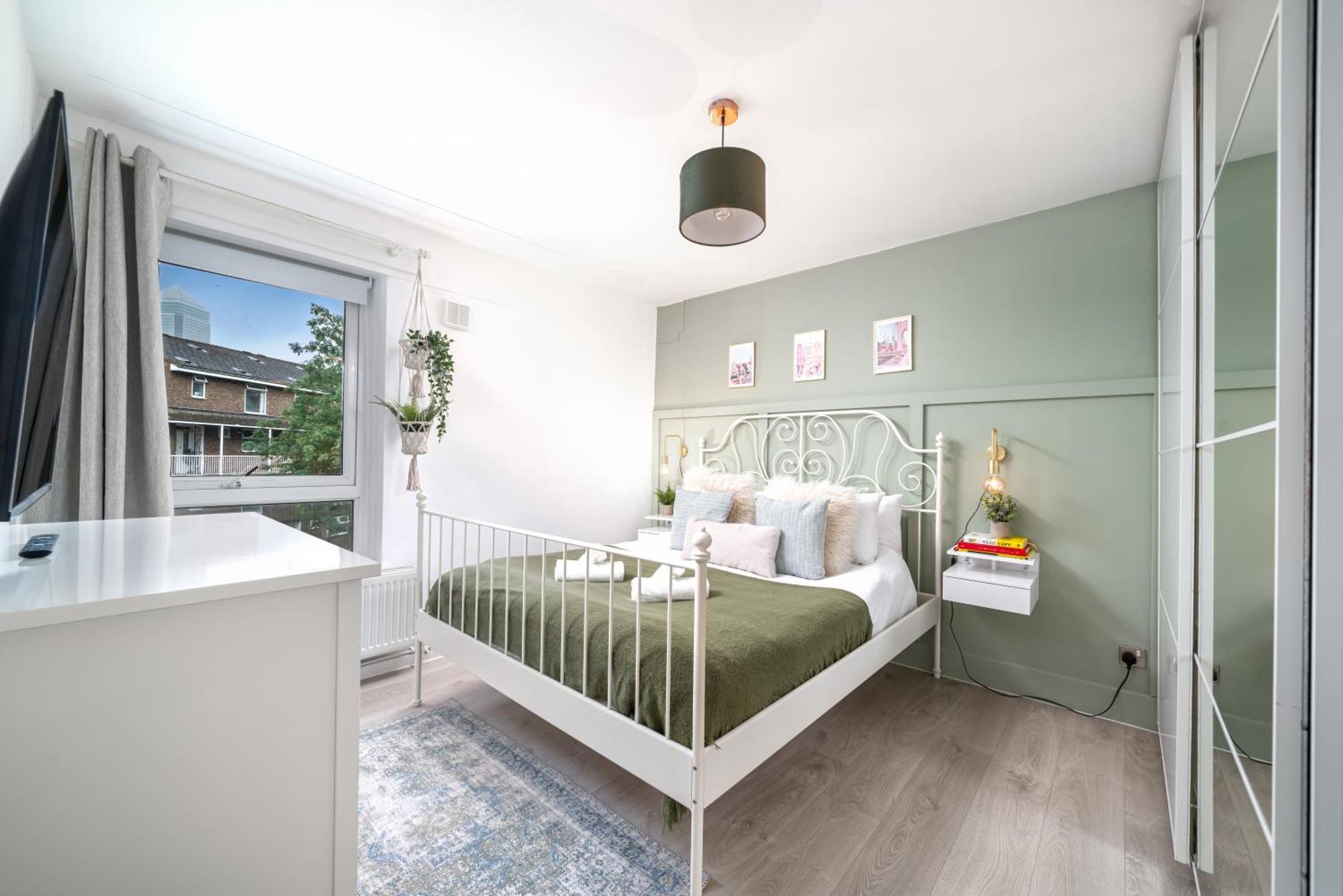 Modern & Spacious Canary Wharf Apartment, Prime Location, Balcony, Near O2, Excel, Airport & Greenwich Appartamento